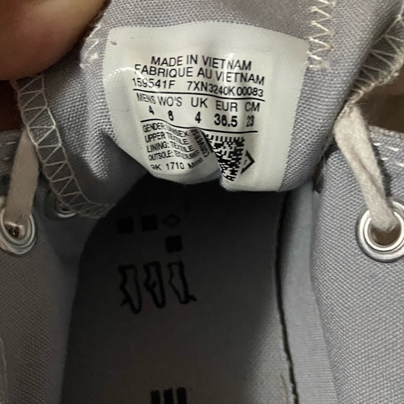 Low top converse - Picture 5 of 5